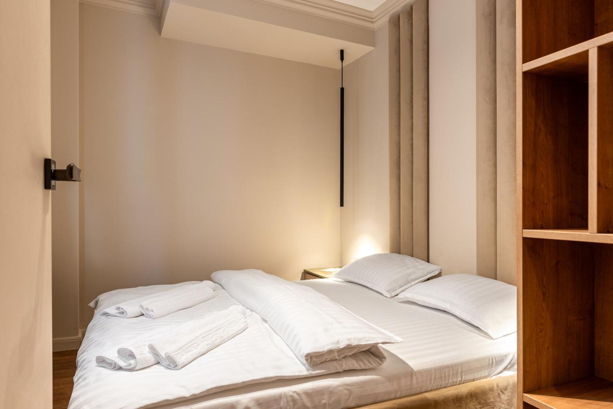 Clujstays Urban Glam Central Apartments ภายนอก รูปภาพ
